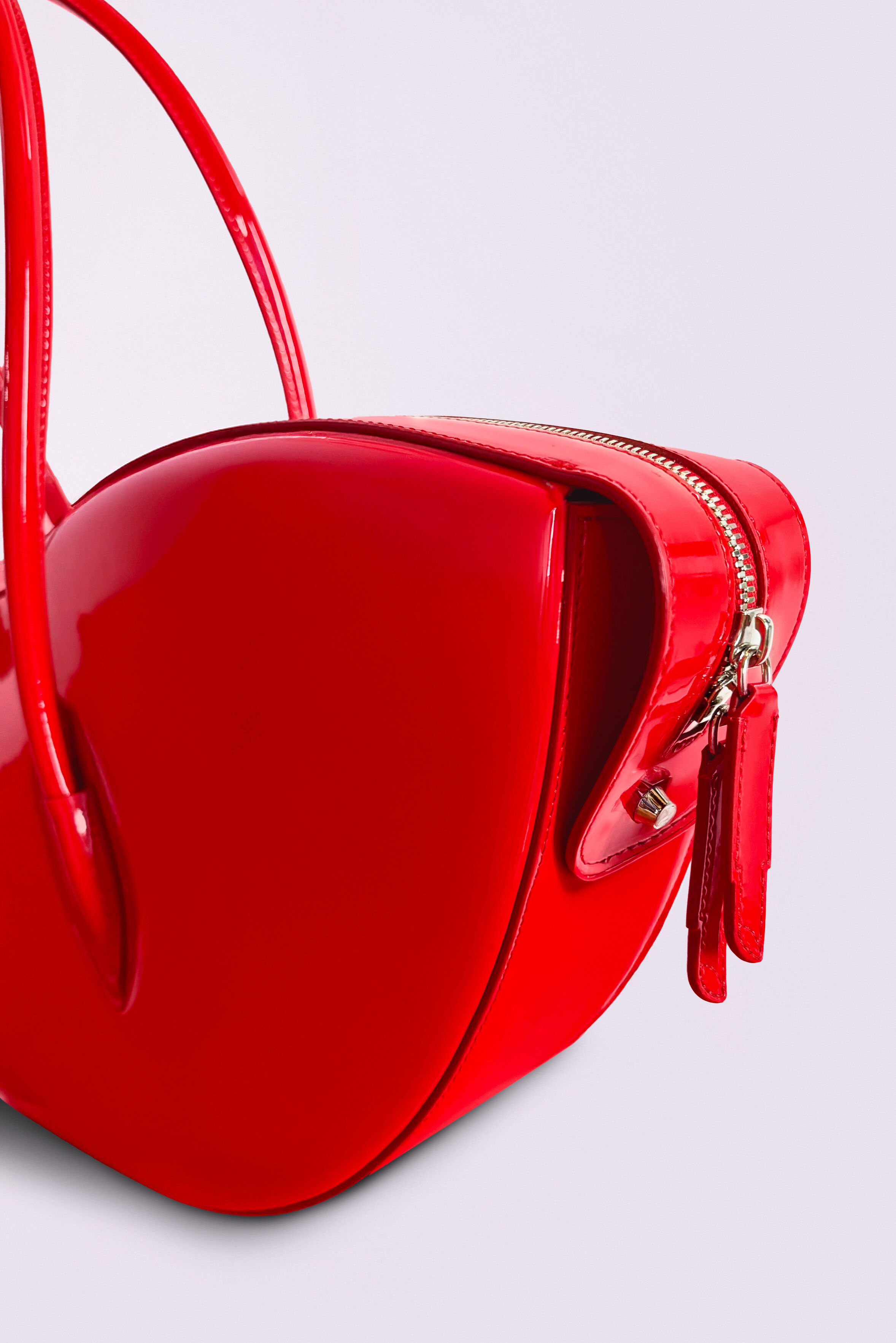 Giga Lips Bag Vinyl Red